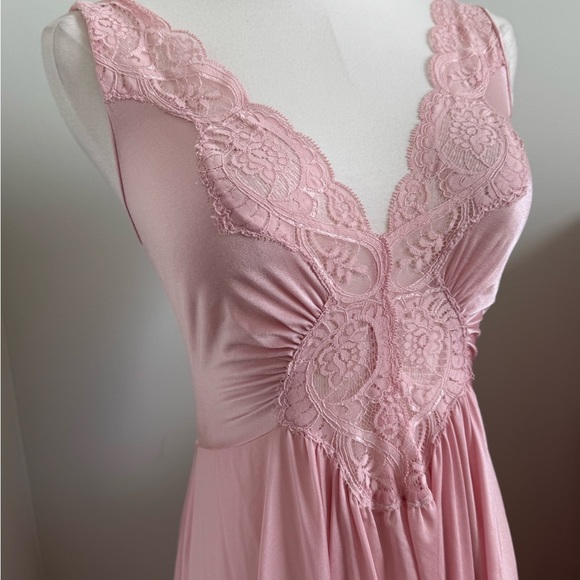 Vintage Pink Lace Robe & Slip Set 70s Satin Lingerie Peignoir Dressing Gown S/m - Picture 13 of 14